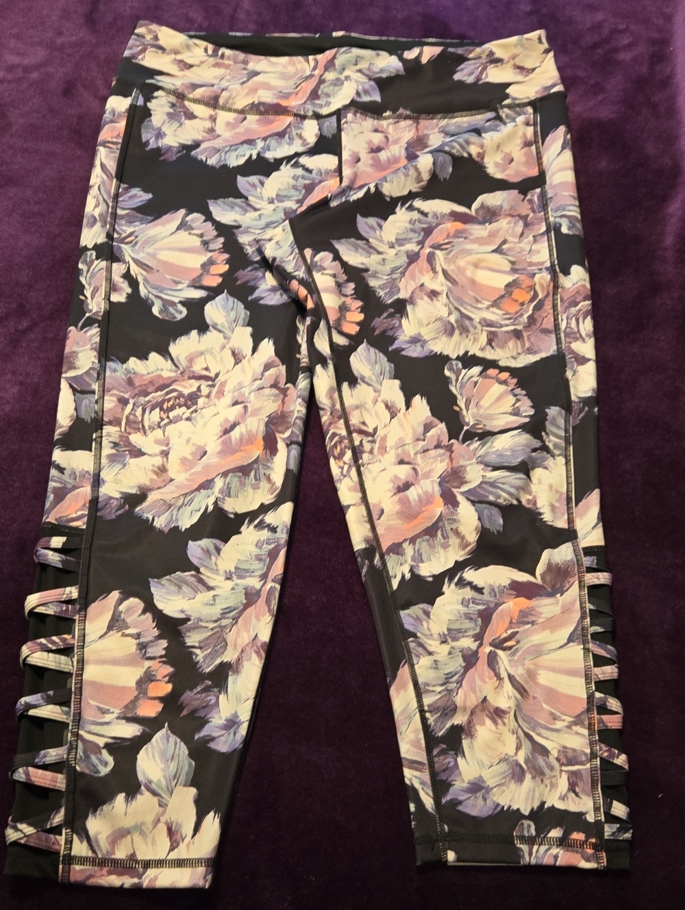 Ideology Floral Cropped Leggings with Side Cutouts